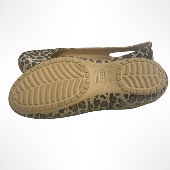 Leopard Print Women's ballet style crocs, size 7 - Picture 3 of 5